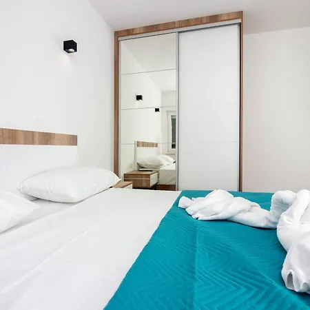 Cozy Ivana Apartment Kastela