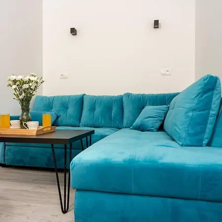 Cozy Ivana Kastela