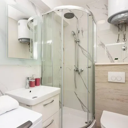 Cozy Ivana Apartment
